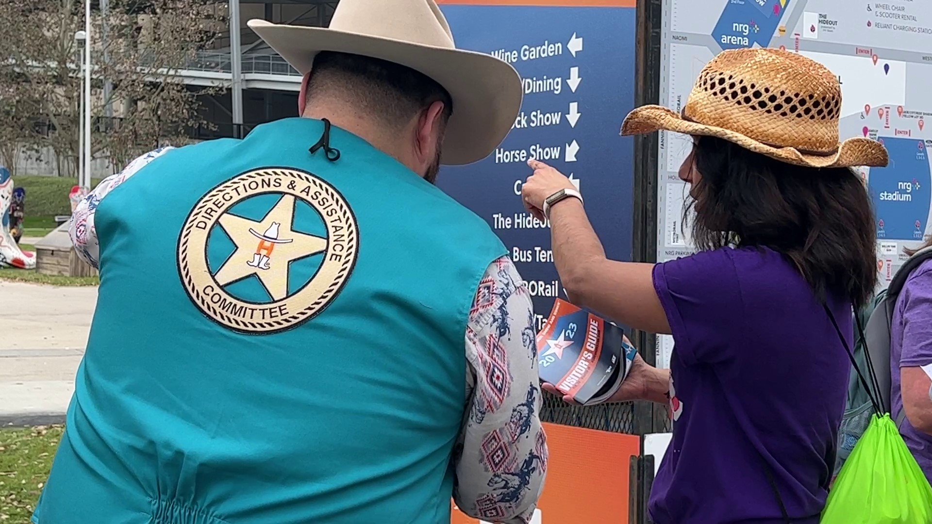 Volunteers keep Rodeo running every year | khou.com