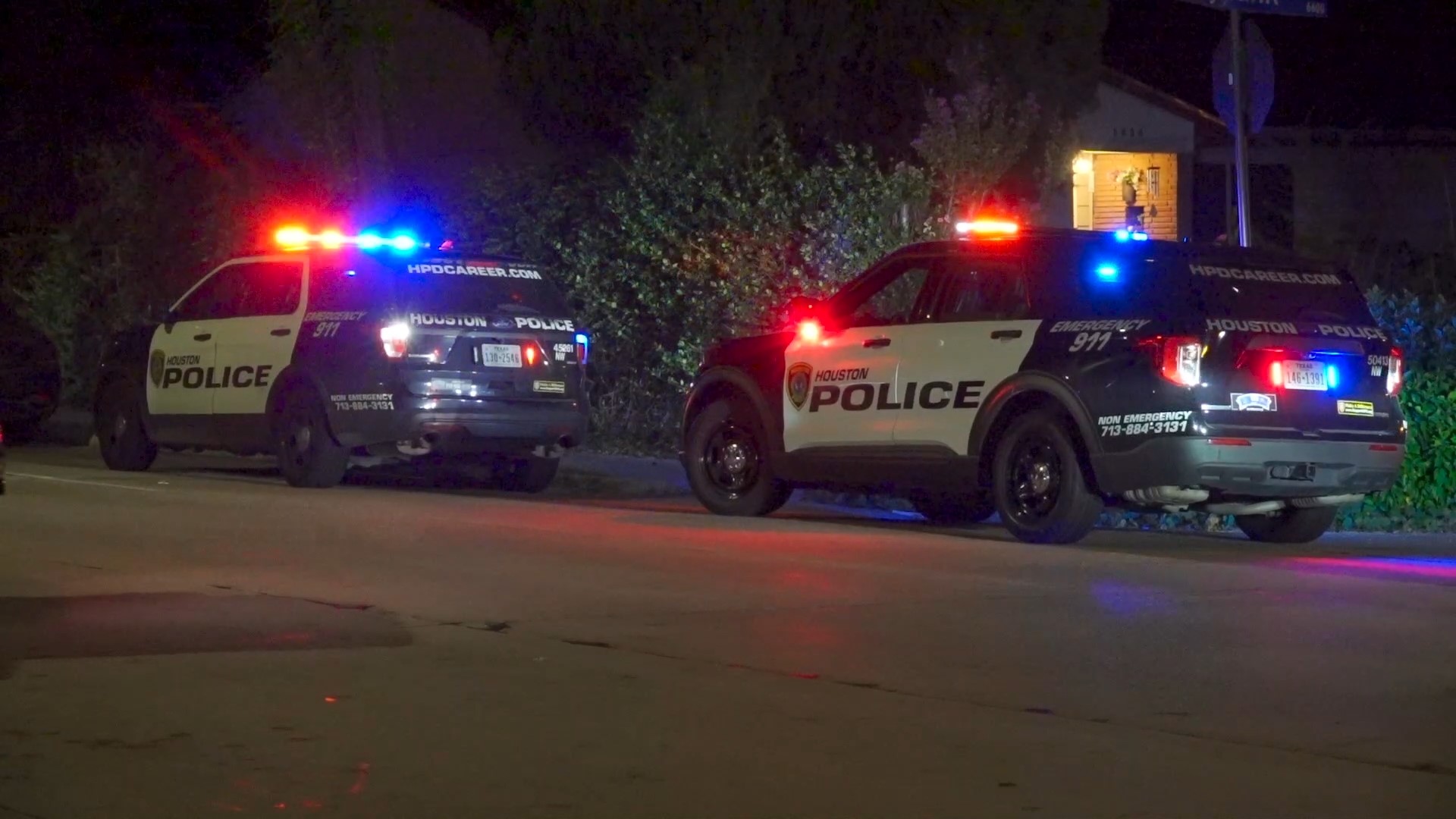 HPD: 2 people shot in drive-by outside SW Houston club