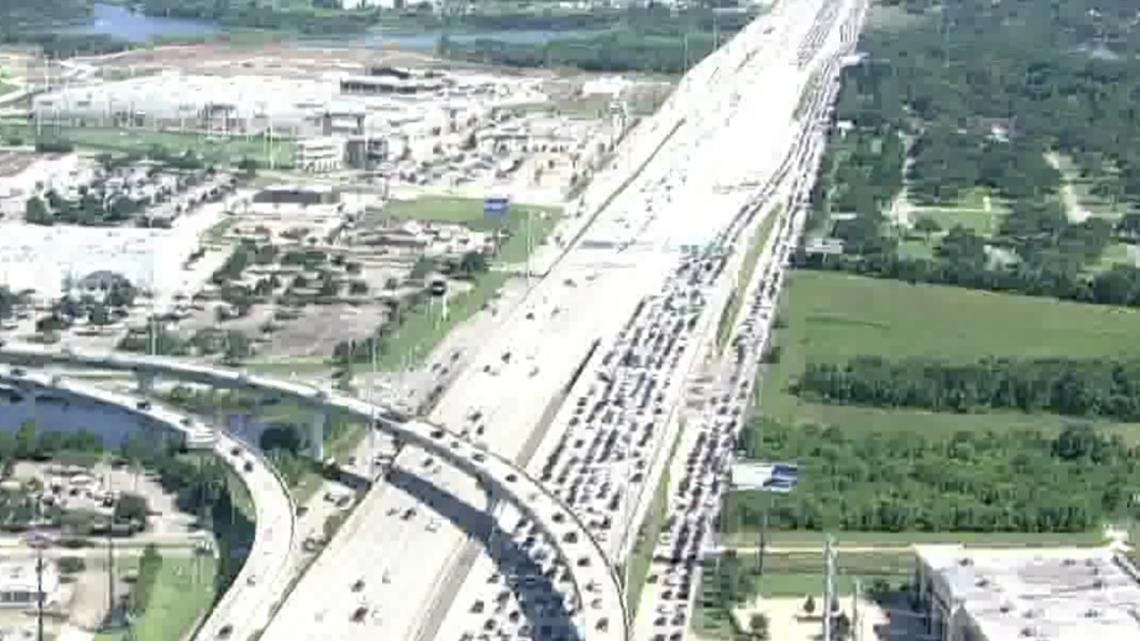Houston traffic: Gulf Freeway at 518 shut down due to wreck - Vimarsana News