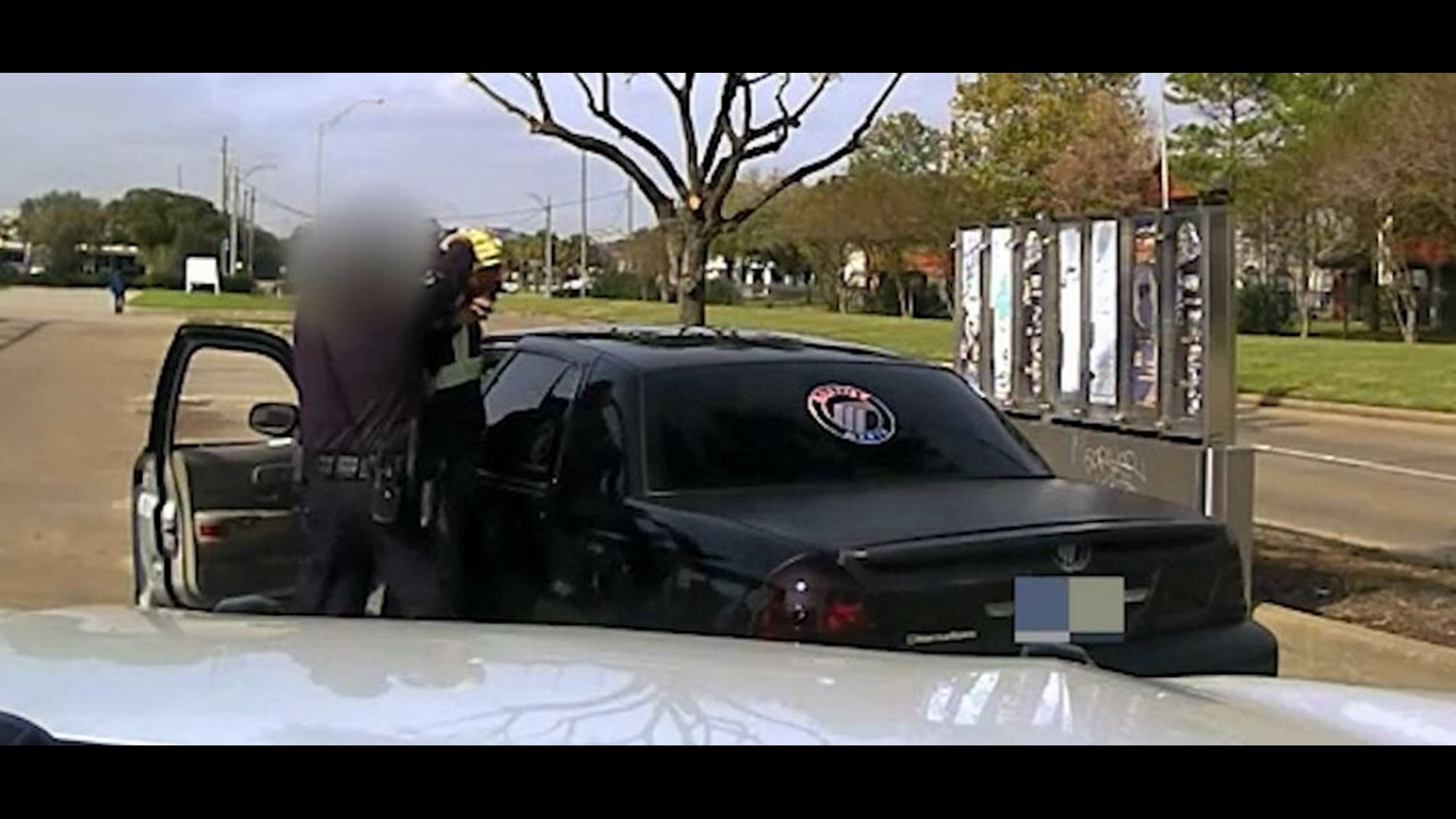 Bodycam shows Jersey Village police officer threatening man during