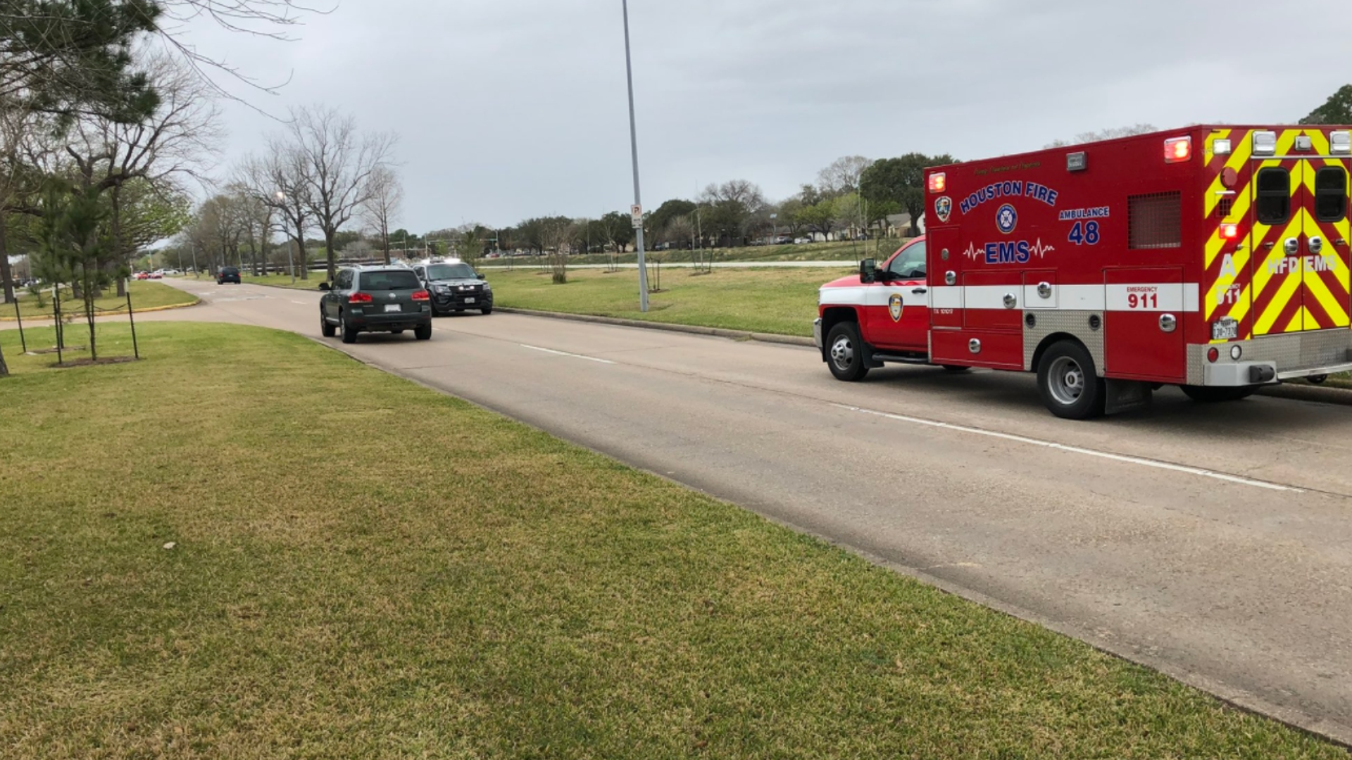 Body found in Brays Bayou in southwest Houston | khou.com