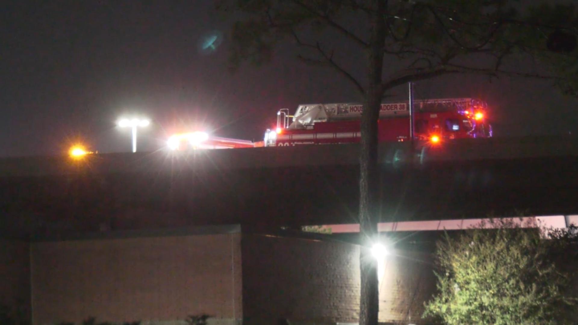Man killed in wrong-way crash on West Loop, Houston police say | khou.com