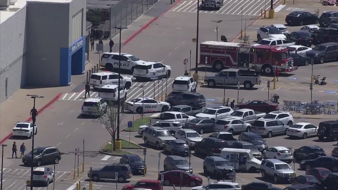 86-year-old woman dies after being hit by vehicle in parking lot | khou.com