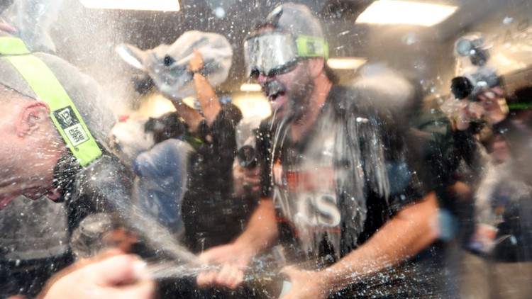 Houston Astros fans celebrate team's seventh straight ALCS