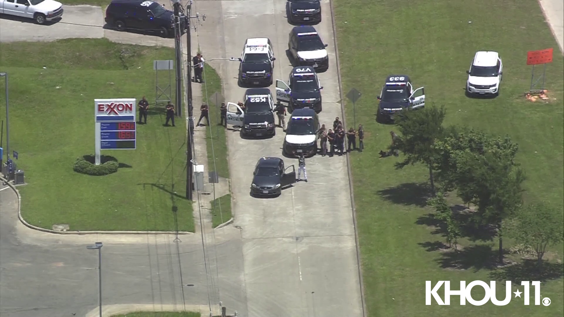 Houston police chase Aggravated assault suspect sought