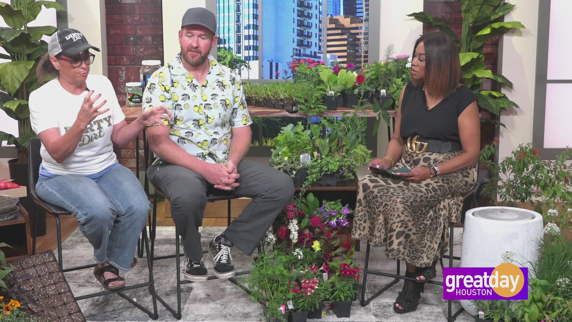 Peter Nelson with Nelson Nursery & Water Gardens and Sherri Harrah with Plants For All Seasons share what to plant right now as we approach the fall season.