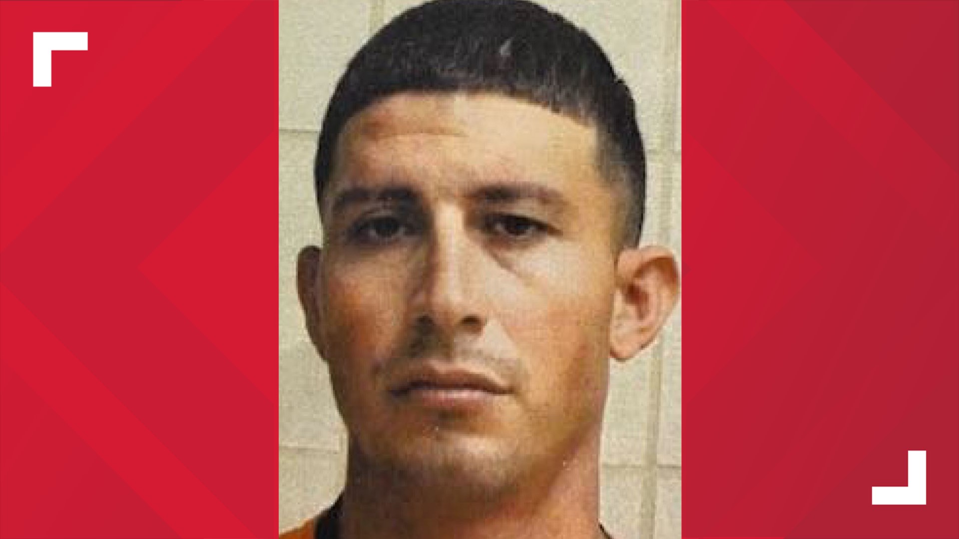 US Marshals searching for wanted suspect who escaped and may still be ...