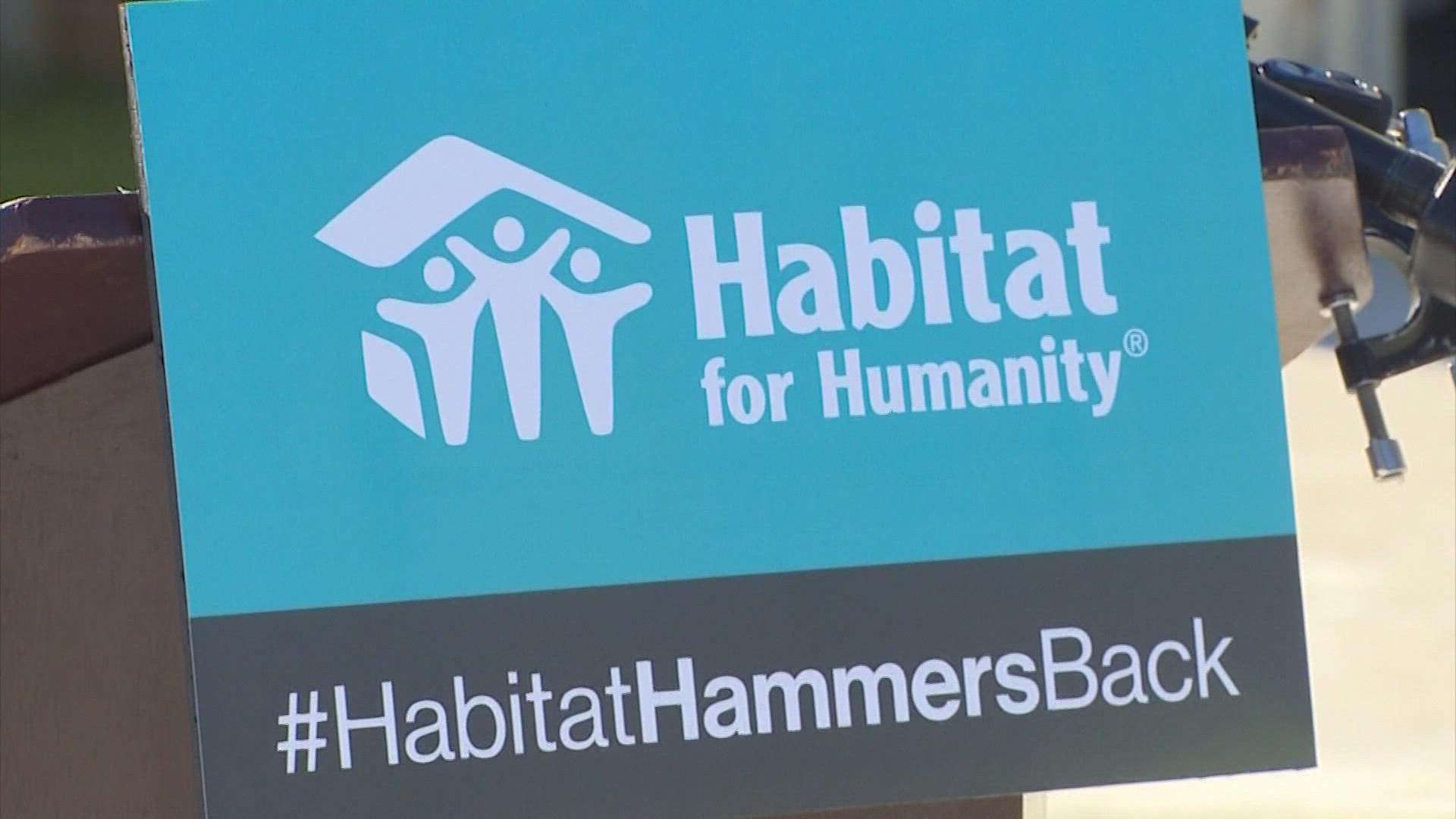 Scott donates 436 million to Habitat for Humanity