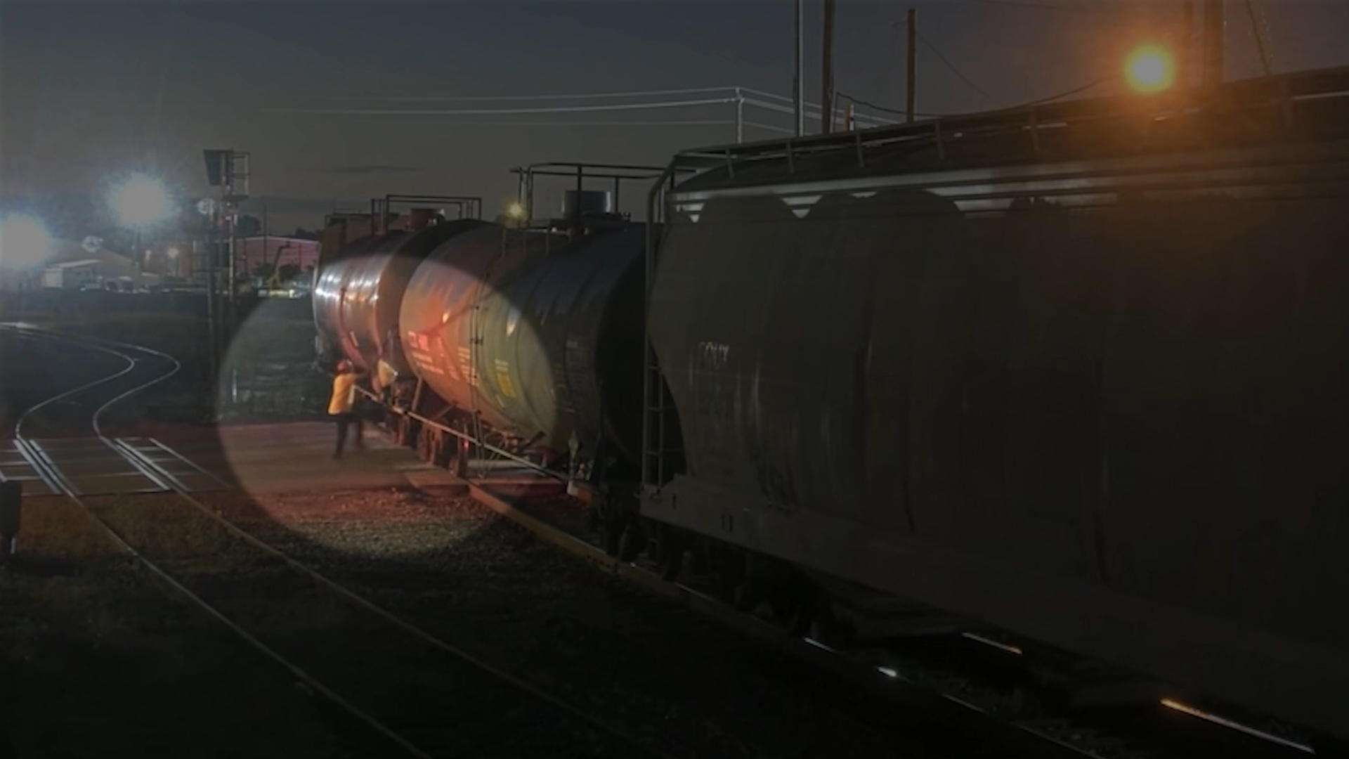 Grant will study dangerous Houston railroad crossings | khou.com