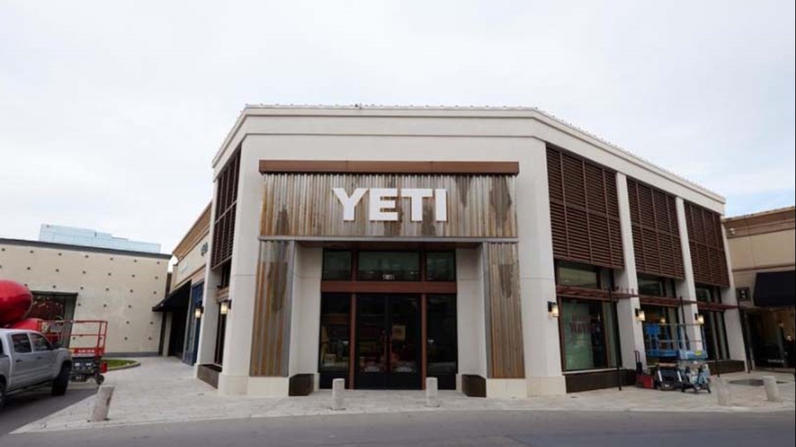 Yeti membuka toko mandiri pertama di Houston