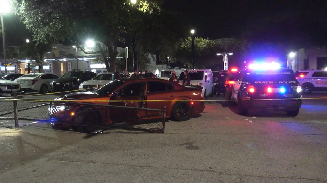 Kejahatan Houston, Texas: Deputi menembak pengemudi di tempat parkir Midtown