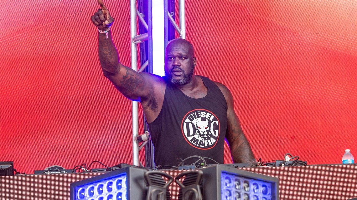 Shaquille O'Neal a decent DJ and a festival all-star at