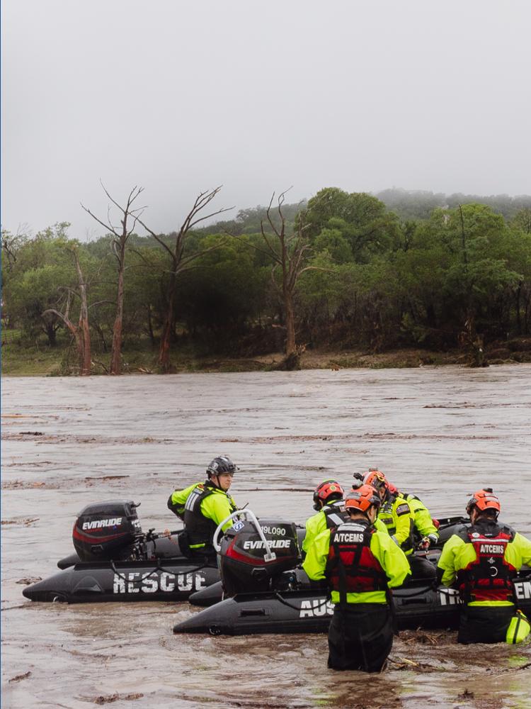 Scott Texas Rescue Kendra Scott Foundation donates to Texas flood relief | khou.com