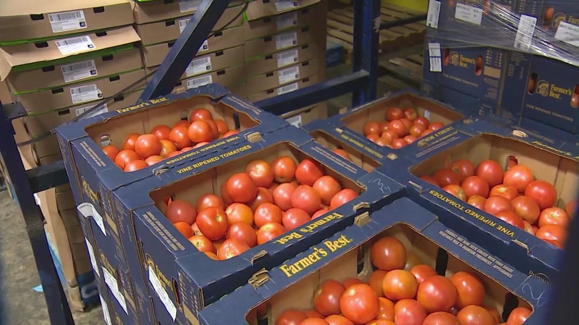 Houston produce companies feeling the squeeze from Abbott's border inspections