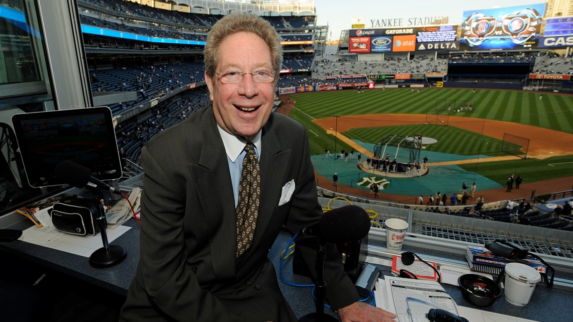 John Sterling foul ball: Yankees broadcaster hit, continues game | khou.com