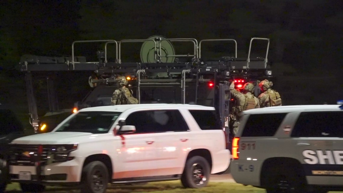 Kejahatan Houston, Texas: Pria ditangkap dalam kebuntuan SWAT di Magnolia