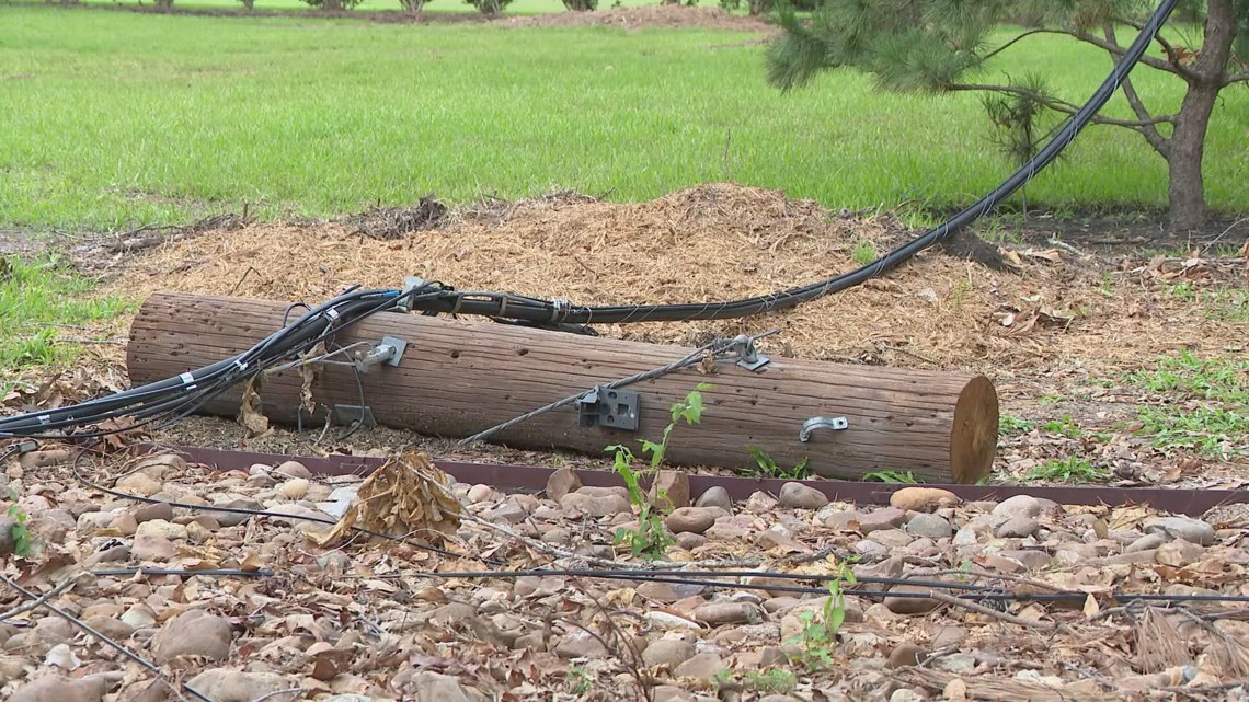 Houston residents still dealing with derecho storm damage