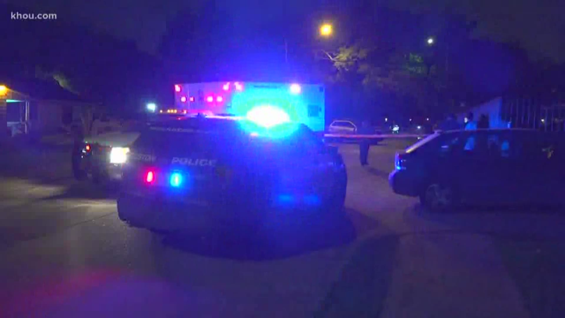 Man found shot dead in the middle of a street near South Loop | khou.com