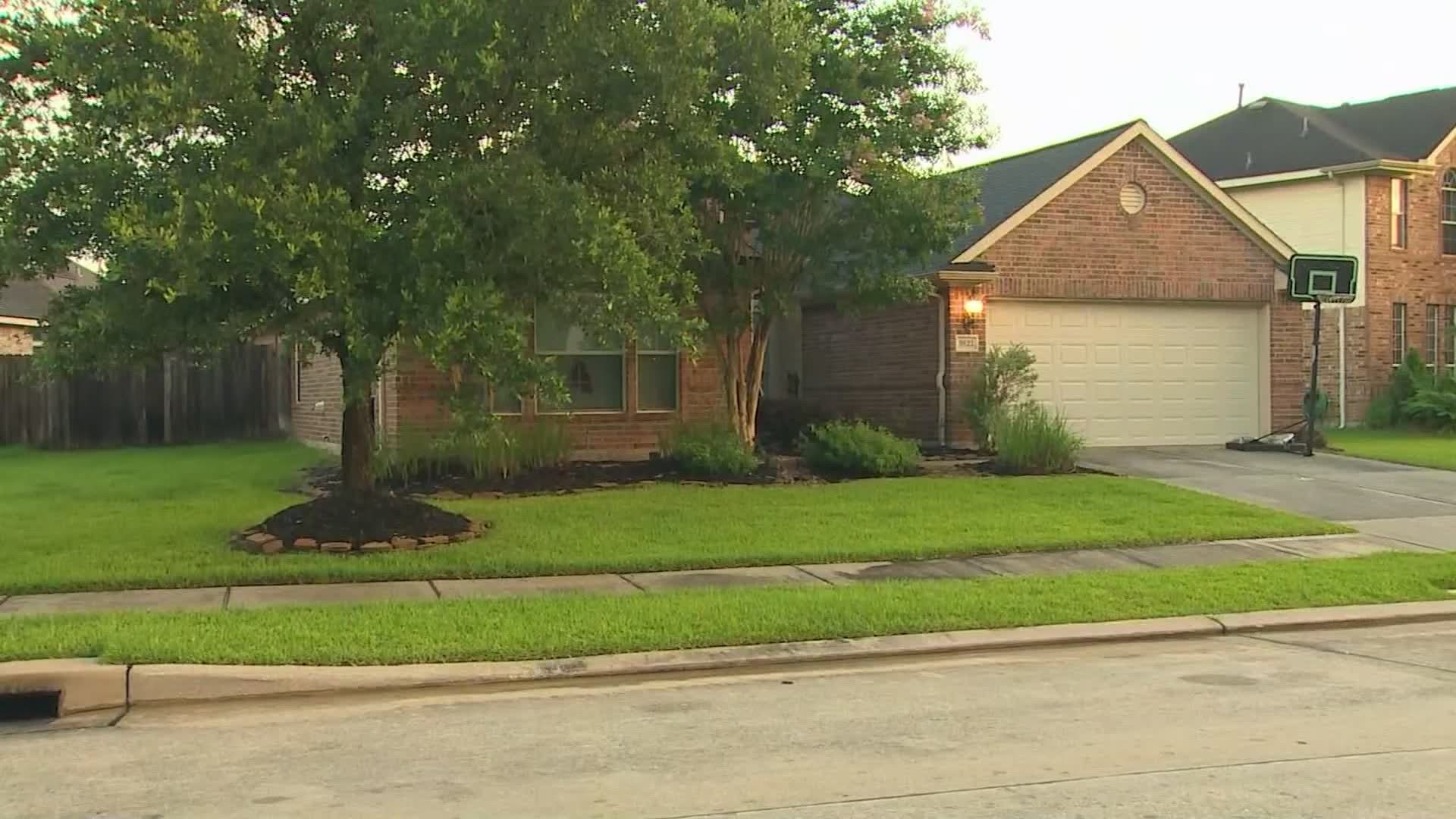 Man accused of breaking into ex-wife's home, shooting her while their 4 ...