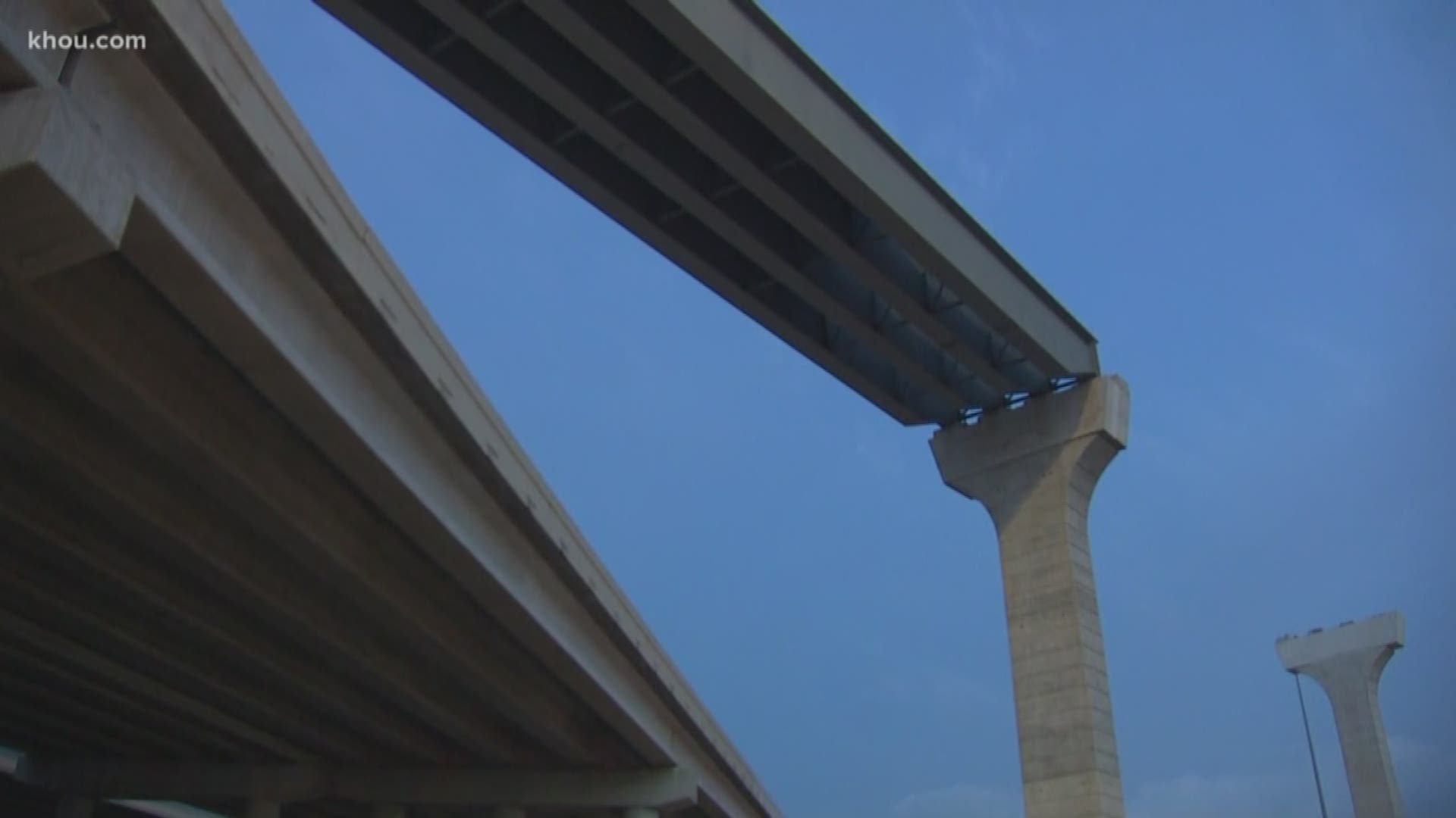 A construction worker died after he fell from the Beltway 8 overpass near Highway 288 early Friday.