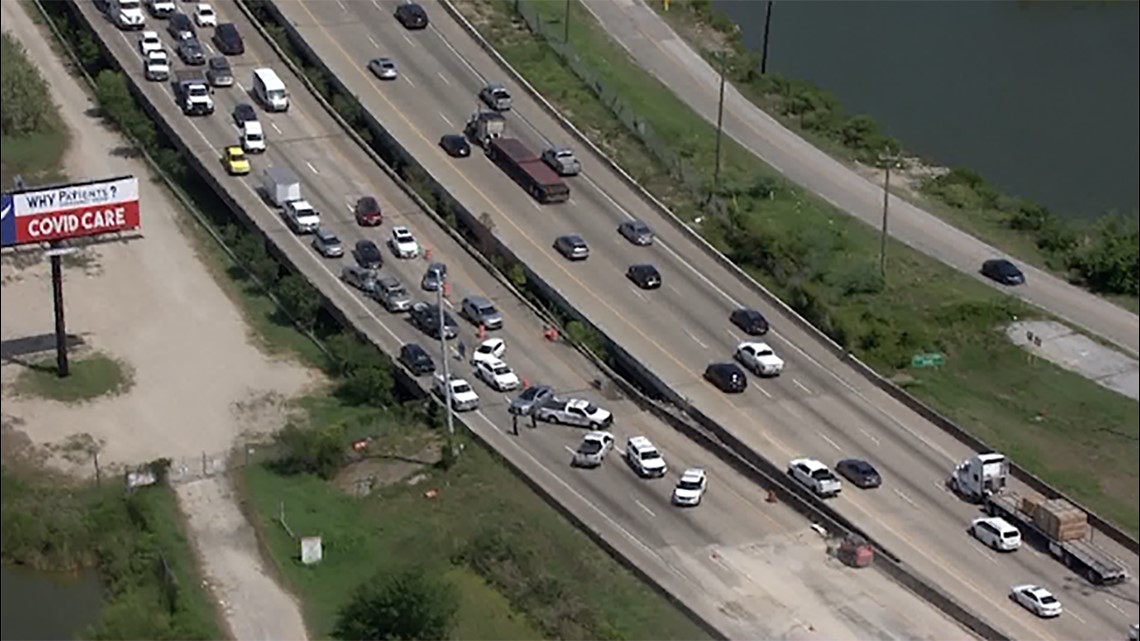 I10 eastbound crash, traffic pileup Houston, Texas