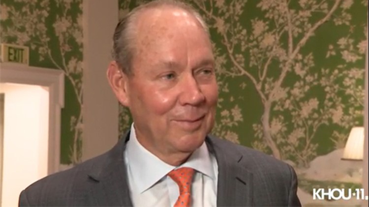 Astros owner Jim Crane talks with Matt Musil about charity, golf and returning for Spring Training