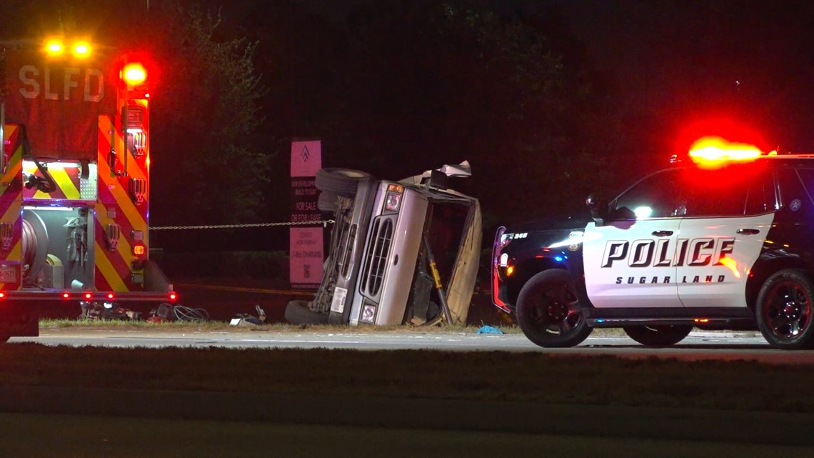 Deadly crash shuts down Highway 6 northbound in Sugar Land, Texas ...