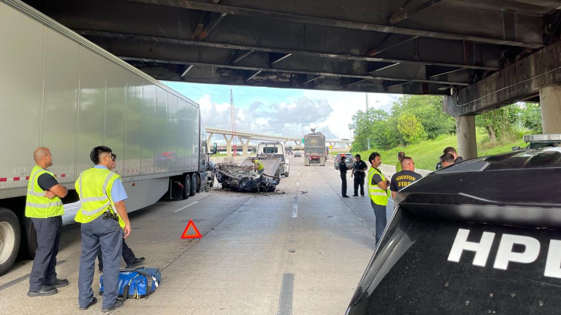 Bridge strike, crash shut down several eastbound lanes of Katy Freeway at Houston Avenue