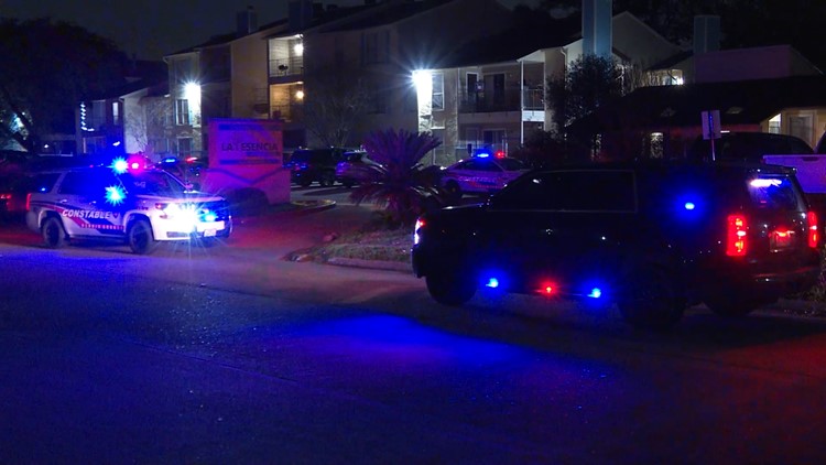 HCSO: Man killed, girlfriend detained after botched robbery at N. Harris County apartment complex