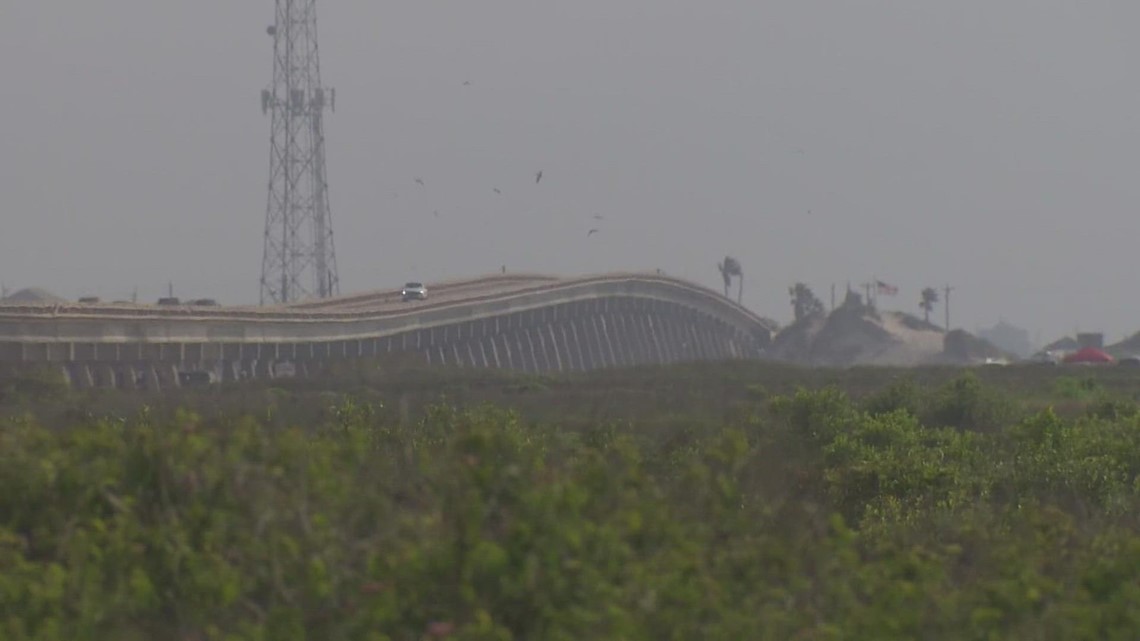 Body found during search for teen last seen fishing near San Luis Pass bridge