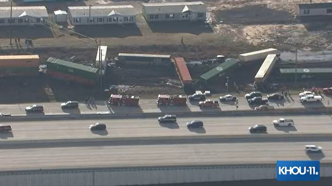 Train derailment Houston Crews continue repairs, cleanup