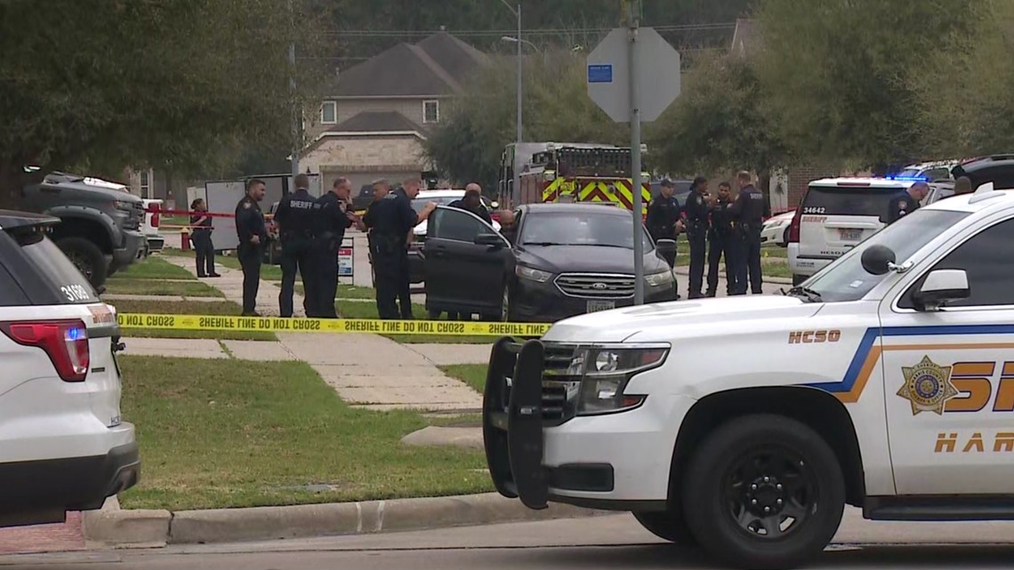Harris County, Texas crime Deputies shoot man in Humble