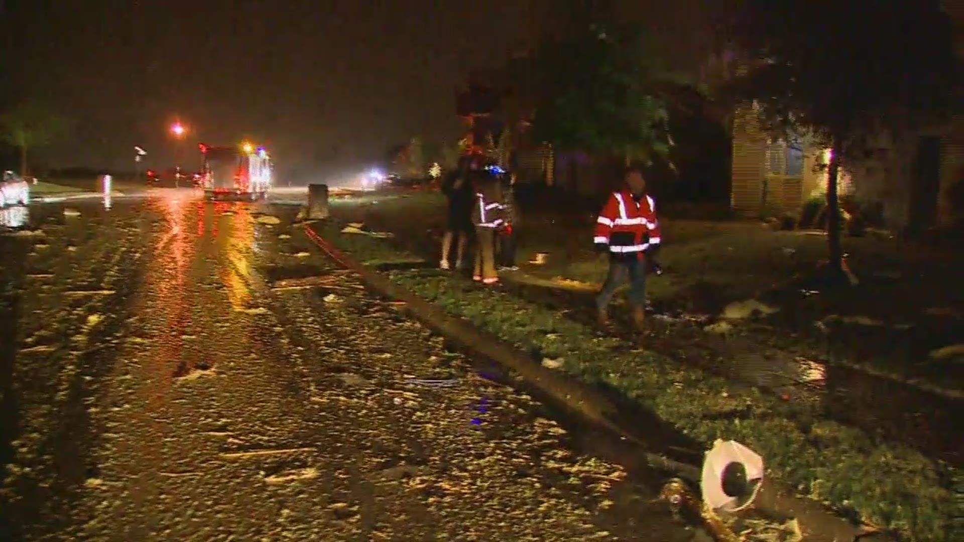 Overnight storms damage homes in North Texas | khou.com