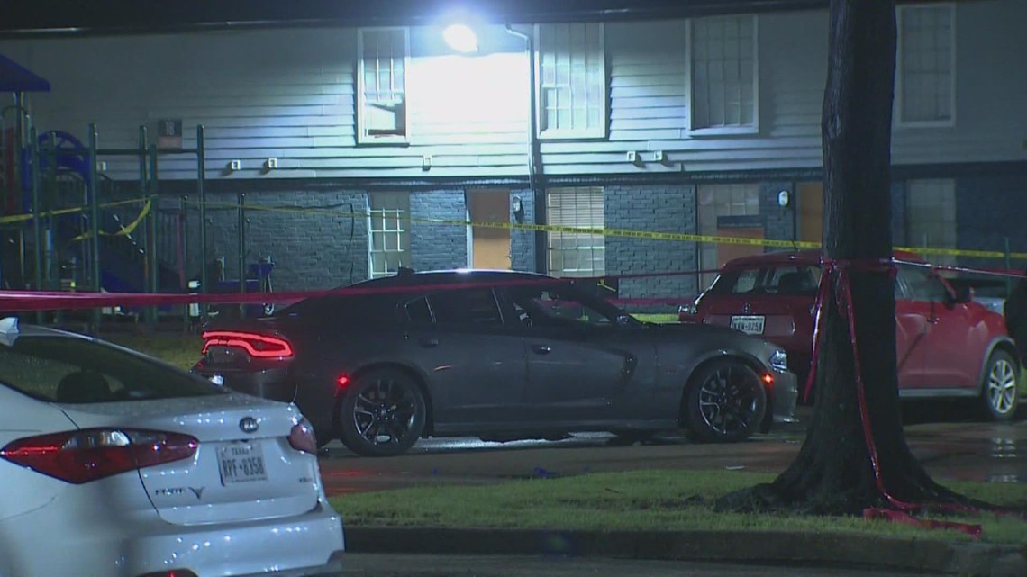 Man, woman killed in shooting at NE Harris County apartment complex ...