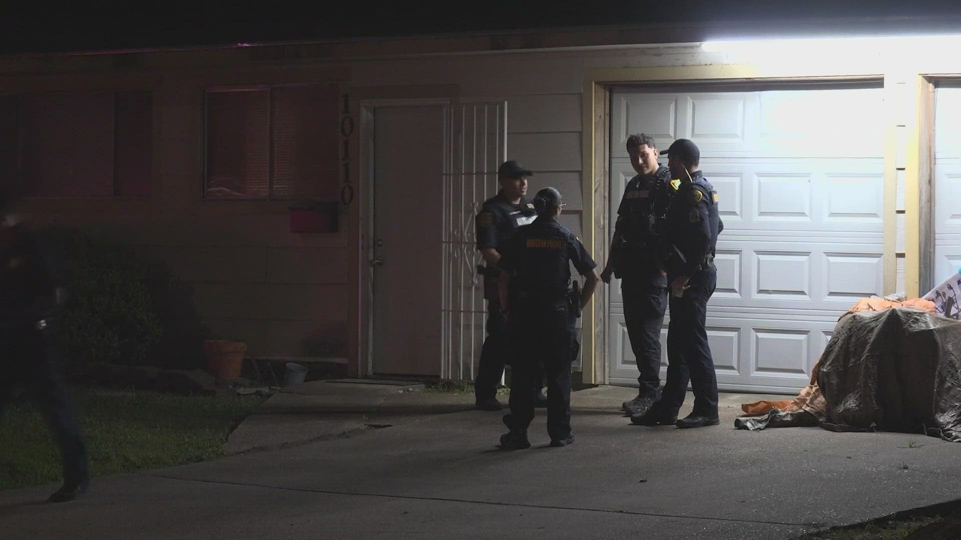 Woman in her 70s shoots adult son in chest during argument, Houston ...