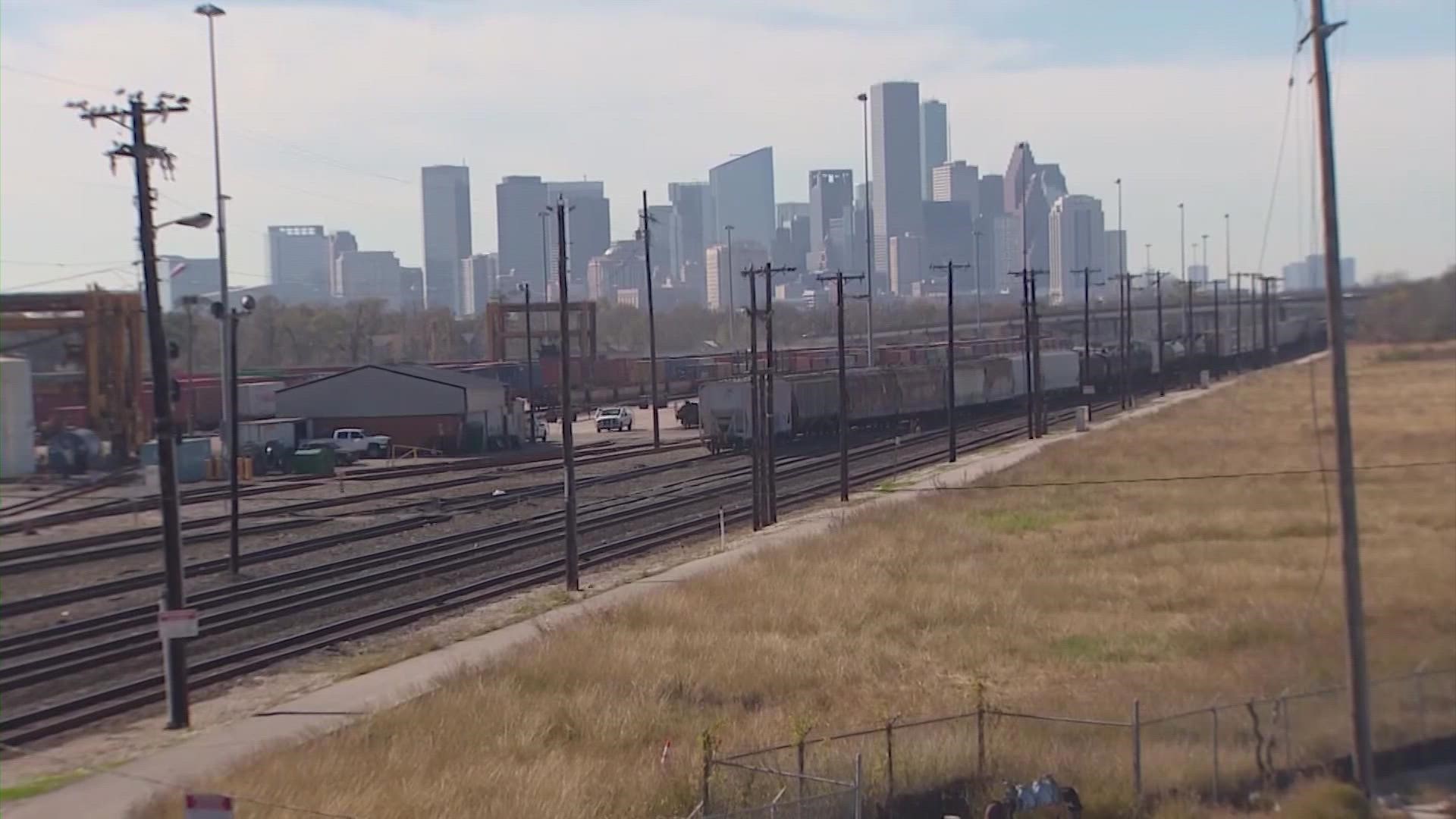 The city of Houston and the Harris Co. attorney intend to file a lawsuit against Union Pacific over a toxic site allegedly causing cancer in nearby communities.