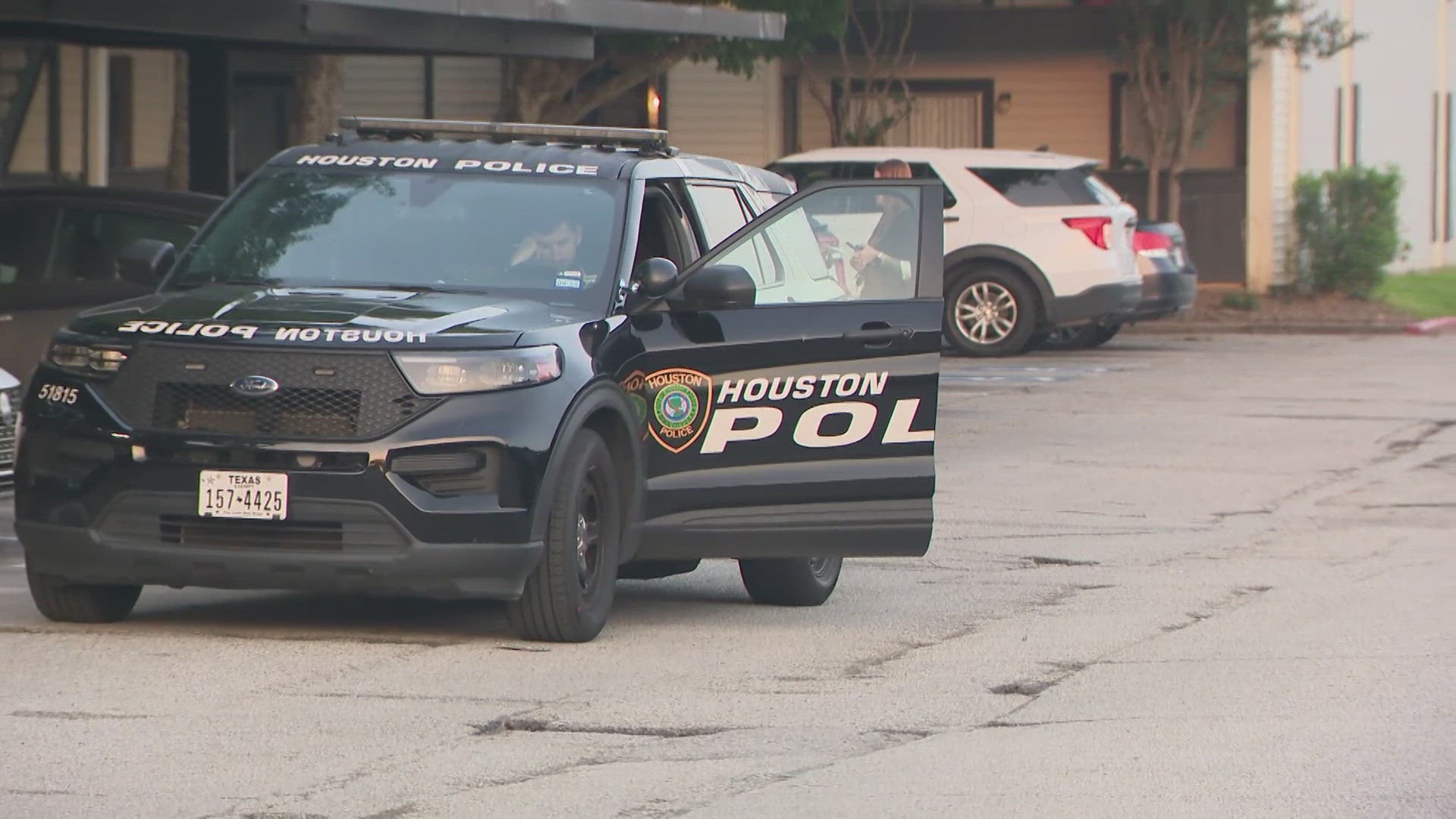 Police investigate infant death in west Houston | khou.com