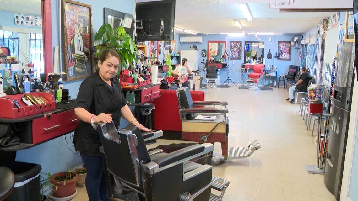 Southeast Houston hair salon targeted in unusual break-in that left owner in tears, she says