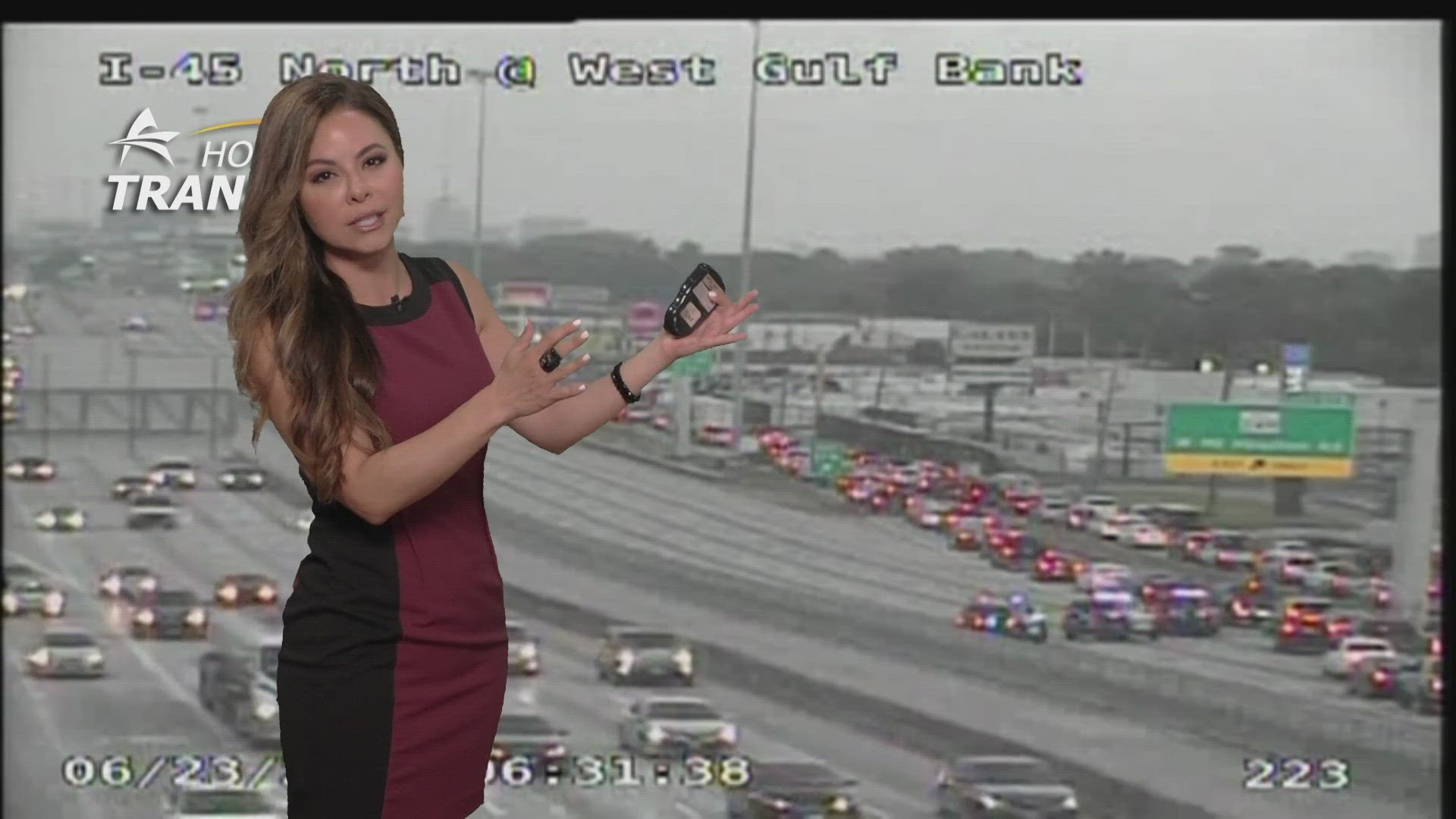 Deadly crash shuts down I-45 North Freeway | Houston ttraffic | khou.com