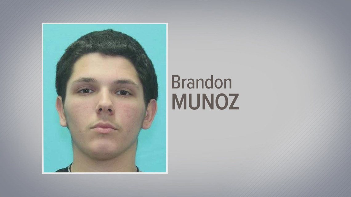 HPD: Suspect wanted after tow truck driver shot 8 times while ...