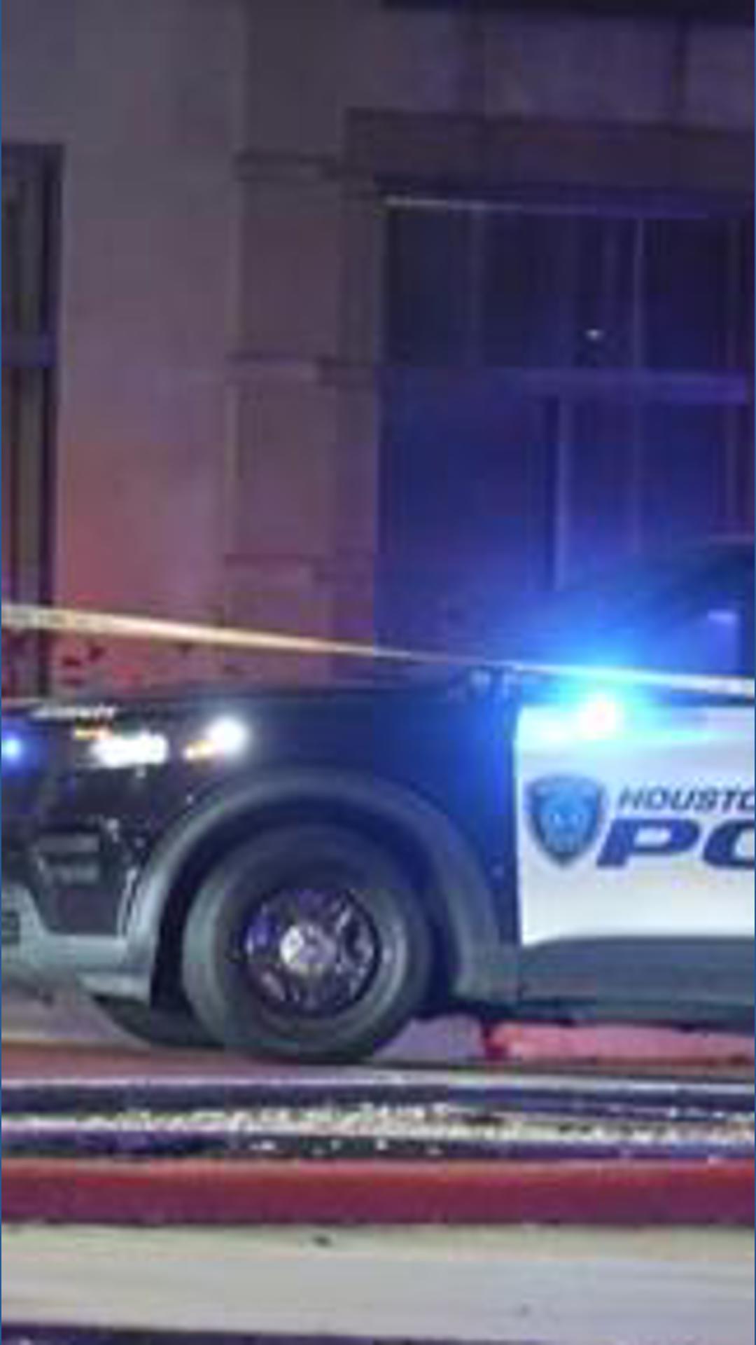 HPD: Officers shoot and kill man who was firing gun at southwest ...