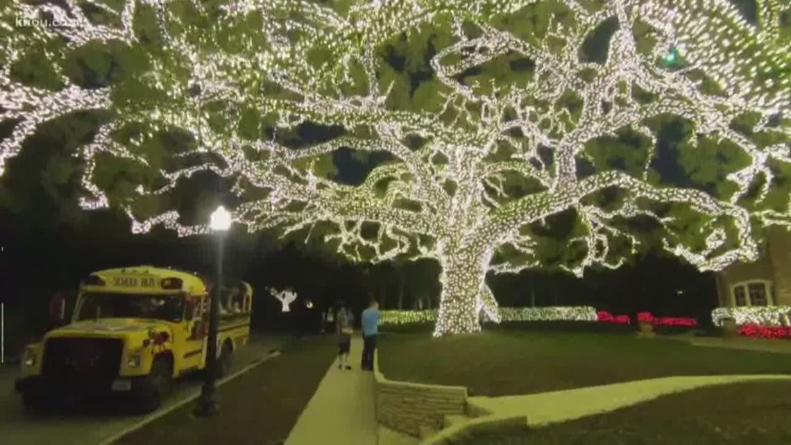 River Oaks Christmas Lights 2022 Snow Timing River Oaks Neighbors Annoyed By Christmas Lights Visitors | Khou.com