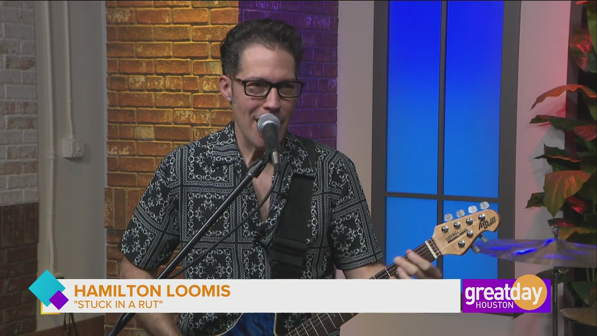 Get in the Groove with Hamilton Loomis Band