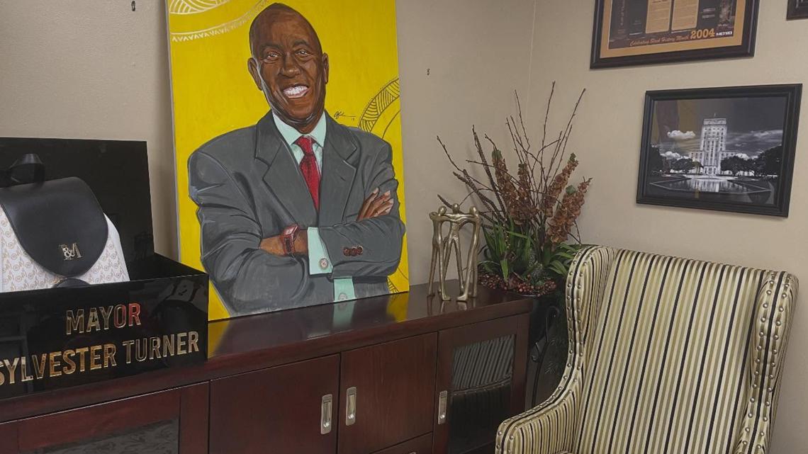 Only on KHOU 11: Estate sale offers glimpse into Sylvester Turner’s life and legacy