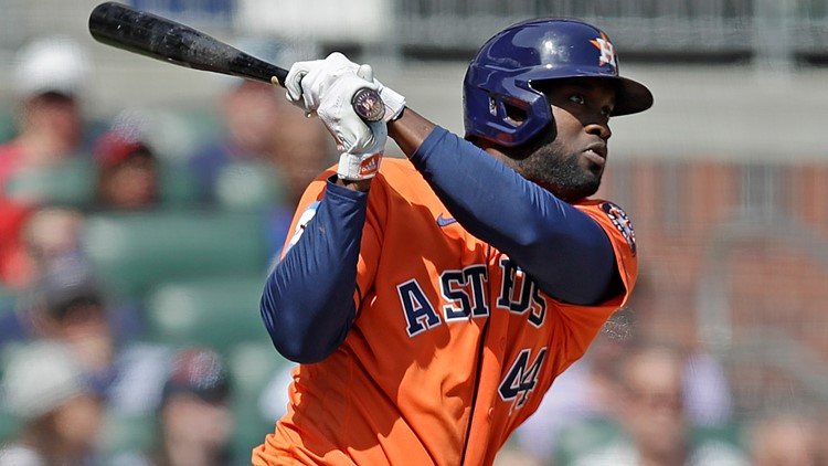 Yordan Alvarez keeps proving he's MLB's most complete hitter