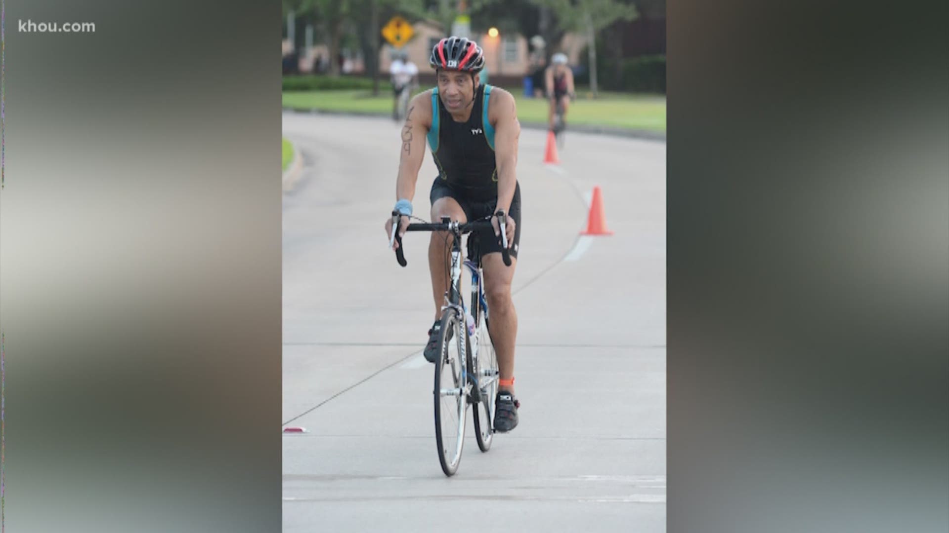 KHOU 11 Anchor Len Cannon participated in the Try Andy's Tri on Sunday in Sugar Land. Cannon had do a 300 meter swim, 10 mile bike ride and 3 mile run. 