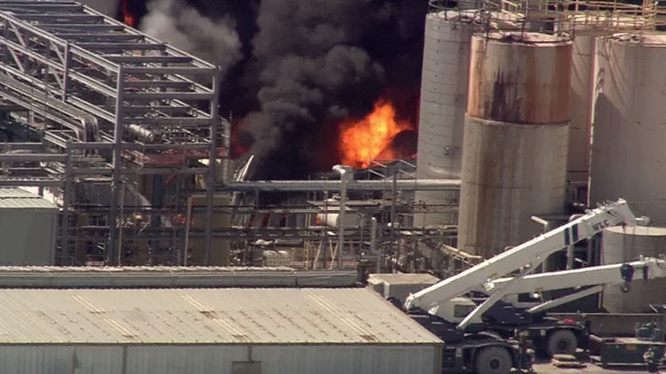 'It was terrifying' | Deadly chemical plant fire in Crosby is contained