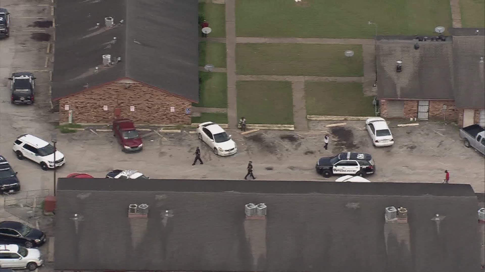 A man was found shot to death at an apartment complex on Selinsky Road in southeast Houston.