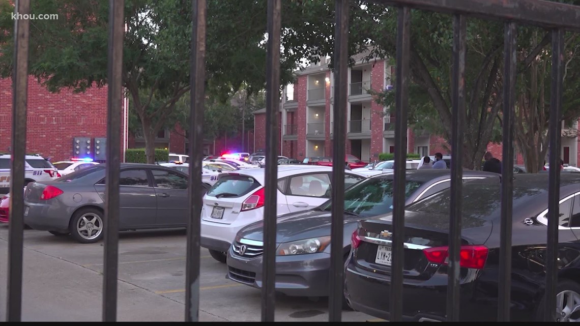 Two men found shot dead in NW Harris County apartment | khou.com