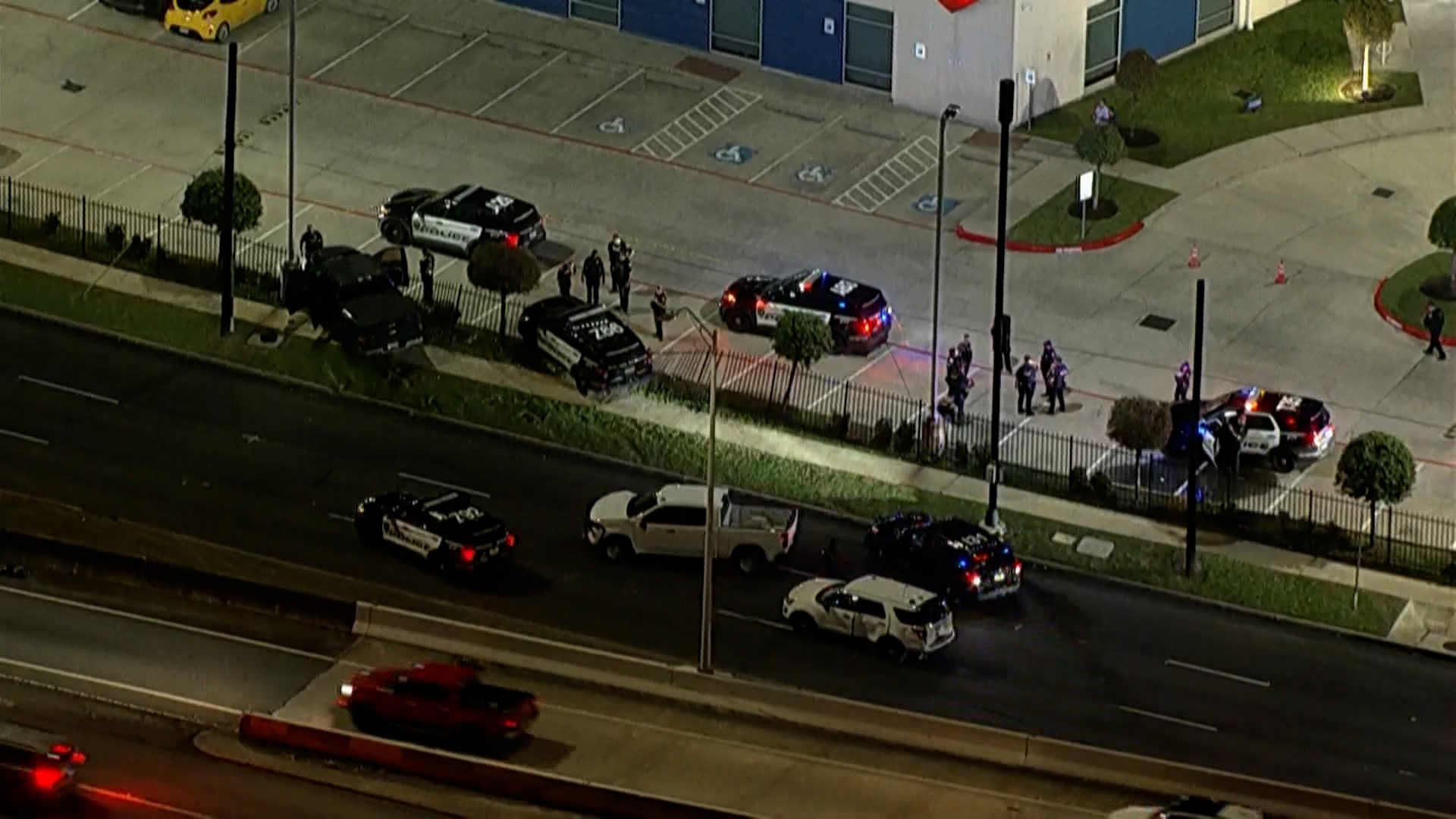 Several teens arrested, 1 at large after high-speed chase in SW Houston ...
